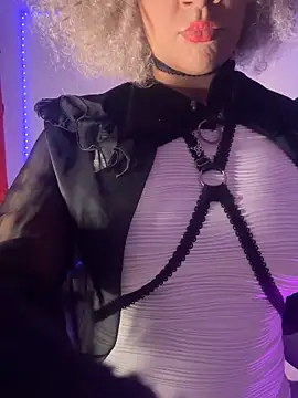 Snapshot of Dark_chanel chatting on 03-12-26, 04:40 Dark chanel online show from 03-12-26, 04:40