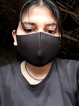 Janvi Jaitly online show from 11-19-25, 01:27