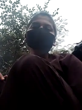 Janvi Jaitly online show from 11-26-25, 01:17