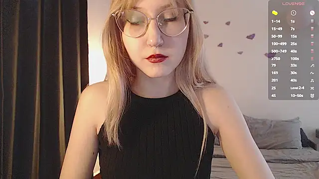 Snapshot of ohmycheryl chatting on 02-12-26, 07:58 ohmycheryl online show from 02-12-26, 07:58