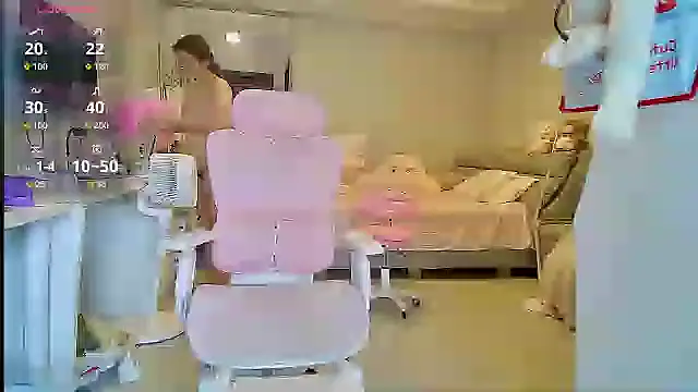 Snapshot of Diva_VVN chatting on 09-10-25, 03:28 Diva VVN online show from 09-10-25, 03:28