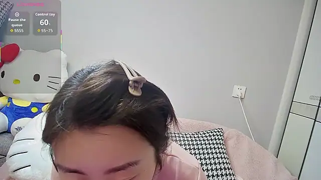 Snapshot of Diva_VVN chatting on 09-20-25, 12:11 Diva VVN online show from 09-20-25, 12:11