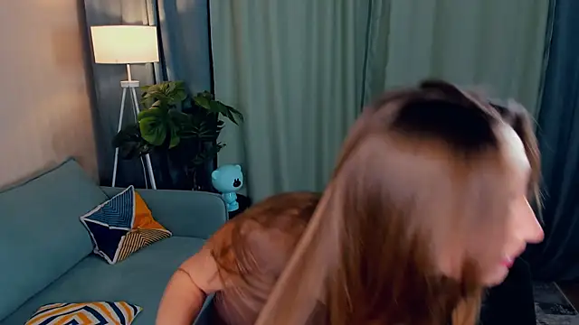 LaritaYoseph online show from 10-15-25, 05:02