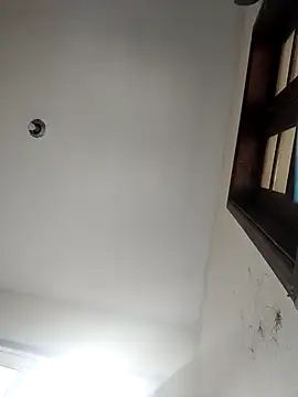 Ella lima online show from 04-16-26, 05:36