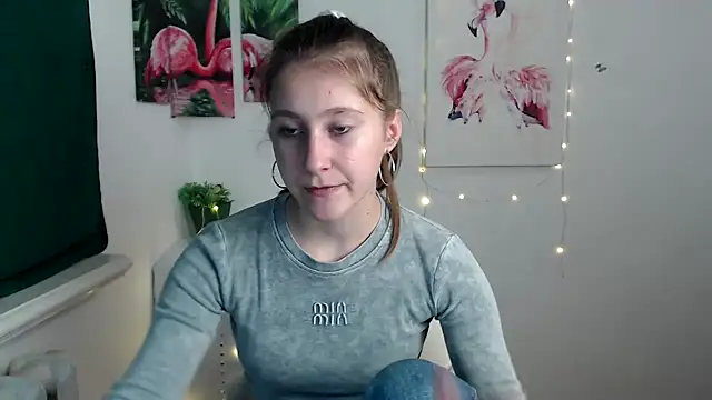 Snapshot of Milka_kamila chatting on 10-07-25, 12:35 Milka kamila online show from 10-07-25, 12:35