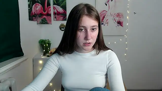 Snapshot of Milka_kamila chatting on 10-12-25, 12:48 Milka kamila online show from 10-12-25, 12:48