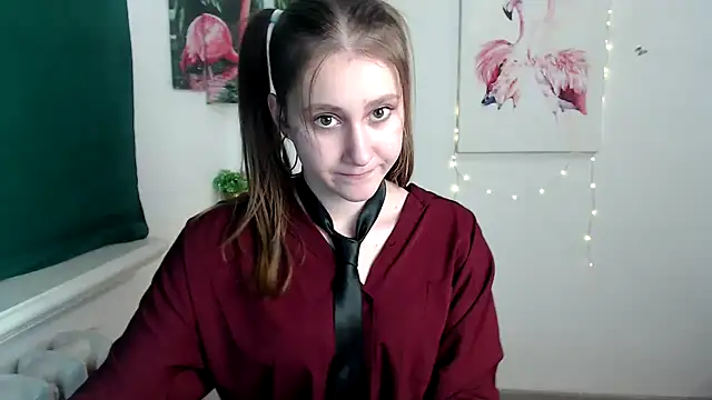 Snapshot of Milka_kamila chatting on 10-31-25, 02:07 Milka kamila online show from 10-31-25, 02:07