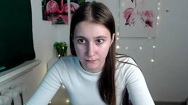Snapshot of Milka_kamila chatting on 11-12-25, 12:38 Milka kamila online show from 11-12-25, 12:38