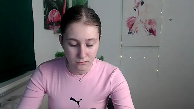 Snapshot of Milka_kamila chatting on 11-18-25, 12:31 Milka kamila online show from 11-18-25, 12:31