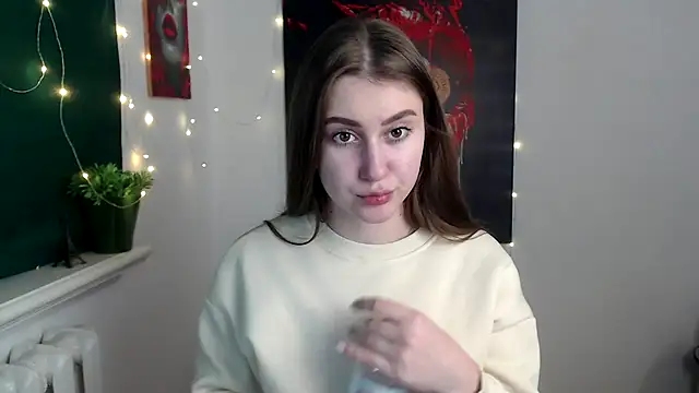 Snapshot of Milka_kamila chatting on 12-17-25, 12:00 Milka kamila online show from 12-17-25, 12:00