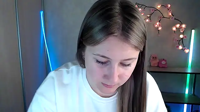 Milka kamila online show from 05-30-26, 12:02