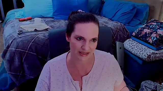 Snapshot of ninajaymes chatting on 06-11-26, 03:15 ninajaymes online show from 06-11-26, 03:15