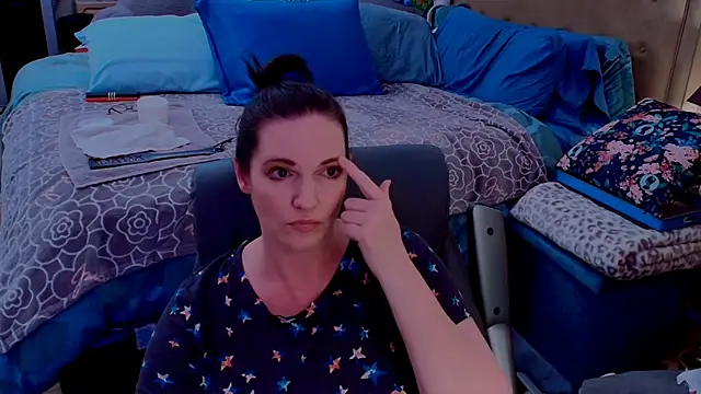 Snapshot of ninajaymes chatting on 06-17-26, 10:00 ninajaymes online show from 06-17-26, 10:00