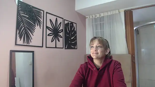 Snapshot of amara_rousse1 chatting on 07-25-26, 12:58 amara rousse1 online show from 07-25-26, 12:58