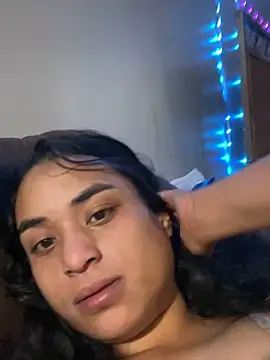 SoakedUpKitty- online show from 06-05-26, 08:58