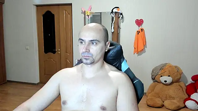 Snapshot of Gri_SH chatting on 11-15-25, 05:09 Gri SH online show from 11-15-25, 05:09