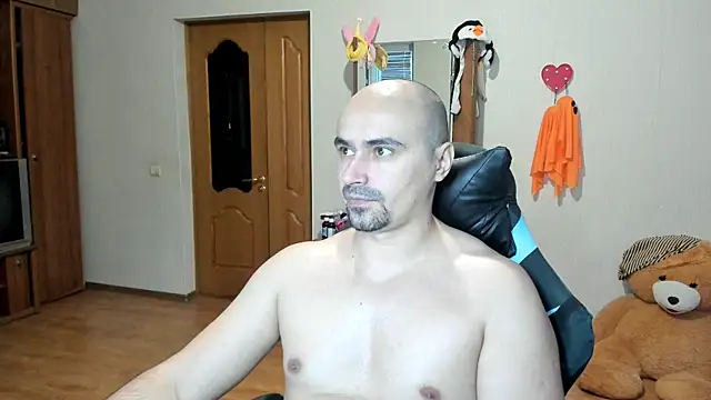 Snapshot of Gri_SH chatting on 11-21-25, 12:59 Gri SH online show from 11-21-25, 12:59