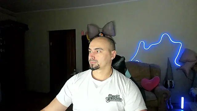 Snapshot of Gri_SH chatting on 02-19-26, 10:17 Gri SH online show from 02-19-26, 10:17