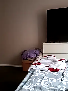 Snapshot of NiceBadgera chatting on 09-11-25, 01:00 NiceBadgera online show from 09-11-25, 01:00