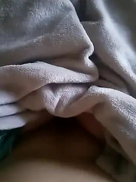 Snapshot of NiceBadgera chatting on 09-20-25, 09:32 NiceBadgera online show from 09-20-25, 09:32