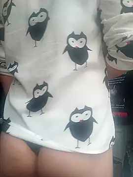 Snapshot of NiceBadgera chatting on 10-08-25, 08:23 NiceBadgera online show from 10-08-25, 08:23