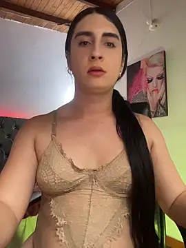 lola diez online show from 06-21-26, 10:23