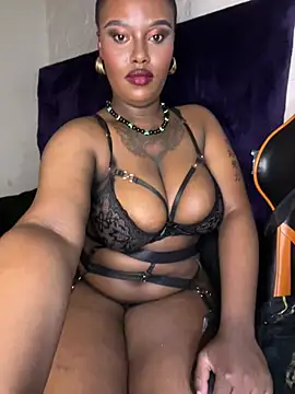 QUEEN NOBUHLE 777 online show from 02-23-26, 05:21