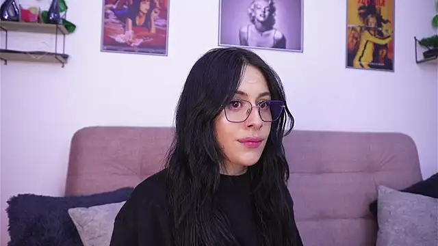 SophiieCumsx online show from 06-11-26, 03:15