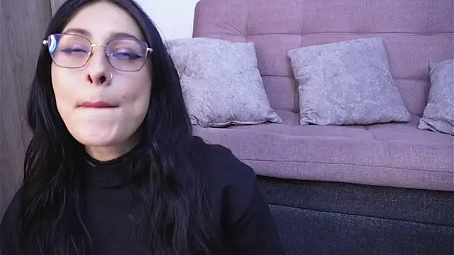 SophiieCumsx online show from 06-12-26, 03:38