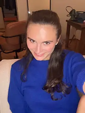 Snapshot of SophiiaStarr chatting on 09-27-25, 07:52 SophiiaStarr online show from 09-27-25, 07:52