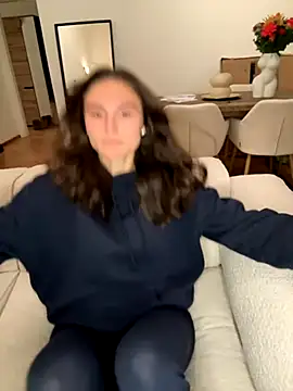 SophiiaStarr online show from 10-23-25, 05:55