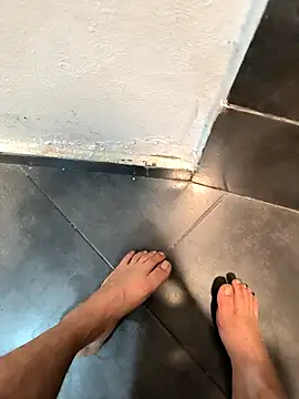 Snapshot of penchis90 chatting on 03-12-26, 05:19 penchis90 online show from 03-12-26, 05:19