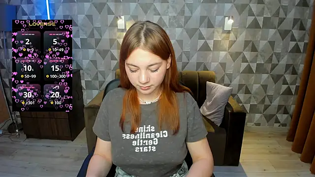 Snapshot of AnnaStills chatting on 11-26-25, 01:23 AnnaStills online show from 11-26-25, 01:23