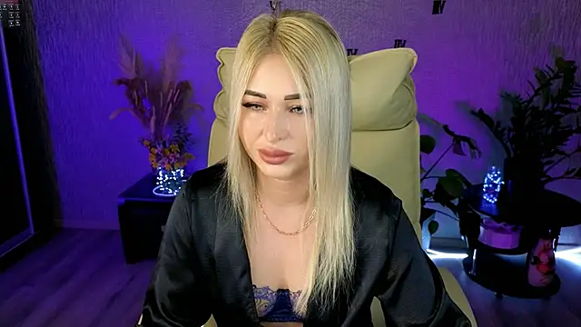 NikkiiStill online show from 04-29-26, 11:22