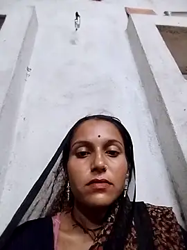Snapshot of Sonam_shinde chatting on 09-09-25, 10:20 Sonam shinde online show from 09-09-25, 10:20