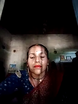 Snapshot of Sonam_shinde chatting on 09-15-25, 09:42 Sonam shinde online show from 09-15-25, 09:42