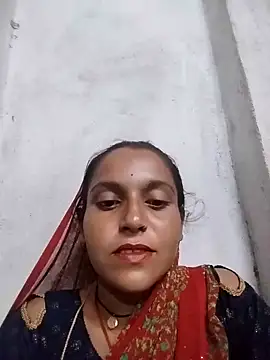 Snapshot of Sonam_shinde chatting on 10-01-25, 04:02 Sonam shinde online show from 10-01-25, 04:02