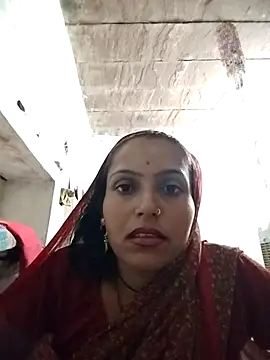 Snapshot of Sonam_shinde chatting on 10-09-25, 06:17 Sonam shinde online show from 10-09-25, 06:17