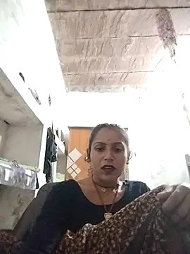 Snapshot of Sonam_shinde chatting on 10-14-25, 09:26 Sonam shinde online show from 10-14-25, 09:26