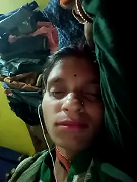 Snapshot of Punam_jindal chatting on 12-01-25, 04:12 Punam jindal online show from 12-01-25, 04:12