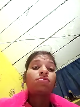 Snapshot of Punam_jindal chatting on 12-15-25, 11:09 Punam jindal online show from 12-15-25, 11:09