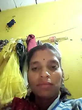 Snapshot of Punam_jindal chatting on 12-17-25, 02:56 Punam jindal online show from 12-17-25, 02:56