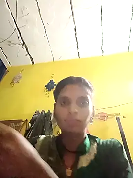 Snapshot of Punam_jindal chatting on 12-22-25, 03:53 Punam jindal online show from 12-22-25, 03:53