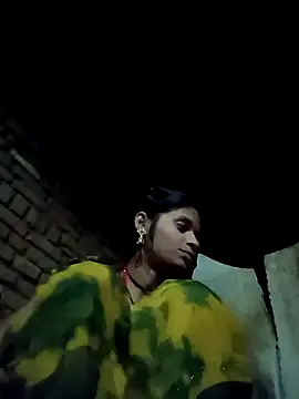 Snapshot of Punam_jindal chatting on 02-15-26, 02:03 Punam jindal online show from 02-15-26, 02:03