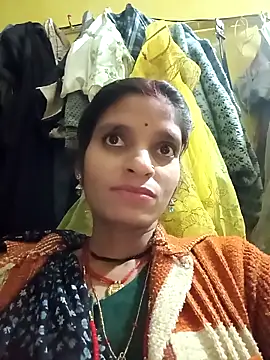 Snapshot of Punam_jindal chatting on 02-19-26, 03:30 Punam jindal online show from 02-19-26, 03:30