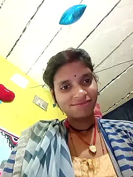 Snapshot of Punam_jindal chatting on 02-25-26, 03:27 Punam jindal online show from 02-25-26, 03:27