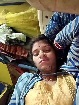 Snapshot of Punam_jindal chatting on 02-27-26, 12:54 Punam jindal online show from 02-27-26, 12:54