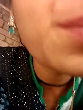 Snapshot of Punam_jindal chatting on 03-01-26, 03:30 Punam jindal online show from 03-01-26, 03:30