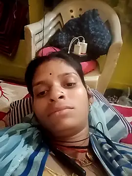 Snapshot of Punam_jindal chatting on 03-02-26, 10:33 Punam jindal online show from 03-02-26, 10:33