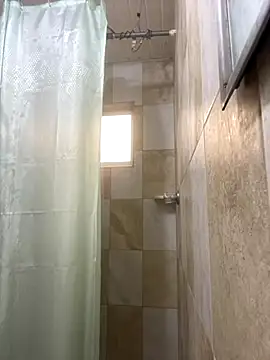 True Di online show from 09-14-25, 01:43